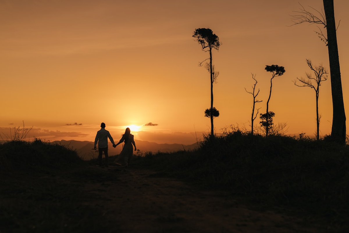 Aquarius and Virgo Compatibility 2026 โ Love, Friendship & Business Insights
