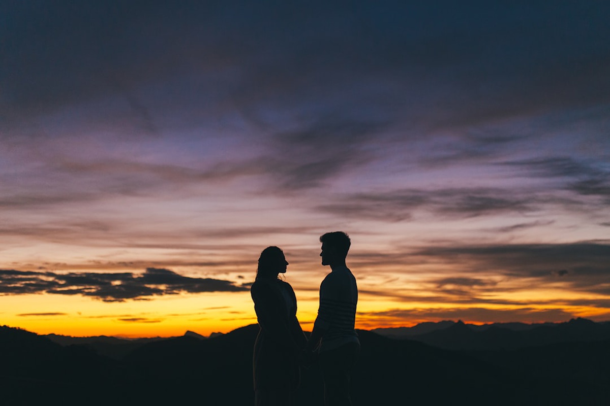 Gemini and Sagittarius Compatibility 2026 โ Love, Friendship & Business Insights